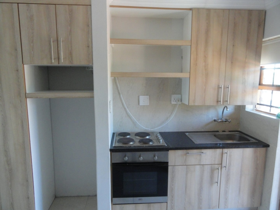 To Let 1 Bedroom Property for Rent in Die Bult North West
